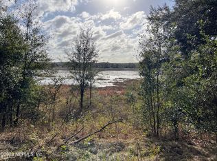 201 Duncan Ave, Interlachen, FL 32148