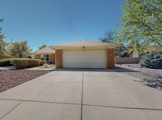 5205 Carruthers St NE, Albuquerque, NM 87111