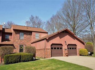 1355 Lexington Dr, Lawrence, PA