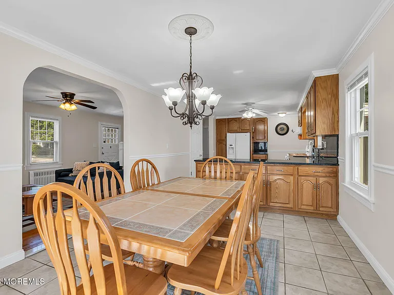 37 Highland Ave — Photo 17