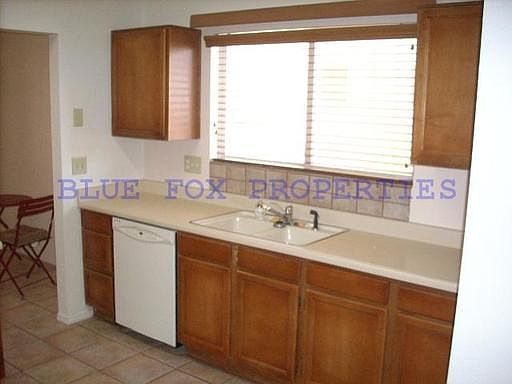 4th image of 9815 N Sun Vista Pl
