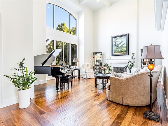 5th image of 25882 Chalmers Pl
