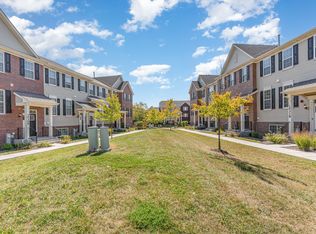 10318 Kerry Ridge Ct, Chicago Ridge, IL 60415