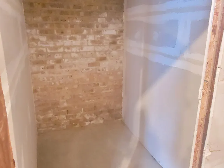 4946 N Ridgeway Ave #2 — Photo 16