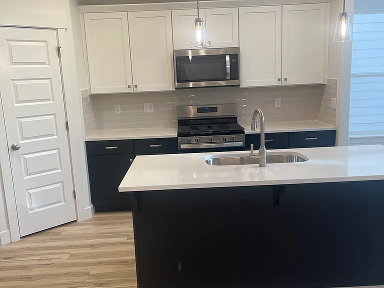 4002 W Big Horn Dr — Photo 4