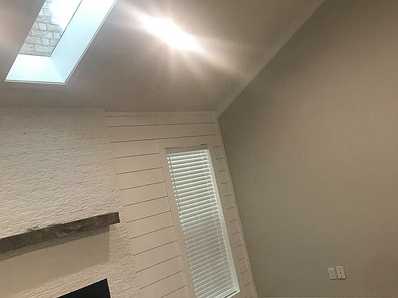 5th image of 15058 Country Acres
