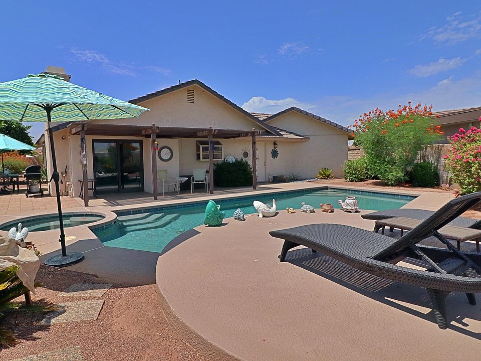 1st image of 75483 La Cresta Dr