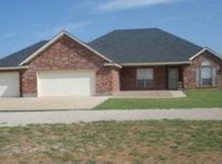 2024 Van Horn Rd, Iowa Park, TX 76367