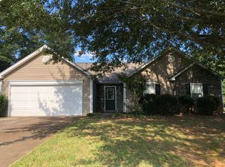 7350 Tatum Woods Dr, Cumming, GA 30028
