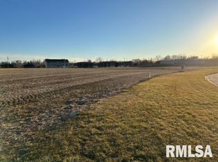 2 Briarbrook Dr, East Peoria, IL 61611