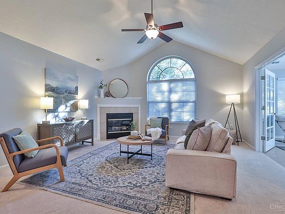 2nd image of 9147 Elizabeth Ln