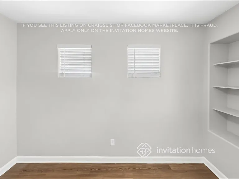 25541 W Pioneer St — Photo 20
