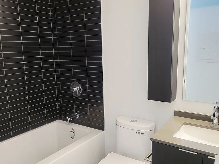 86 Agnes St #86 — Photo 7