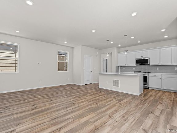 4th image of 7392 Watercress Drive