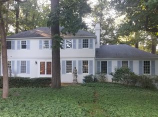 2 Bradford Ter, Newtown Square, PA 19073