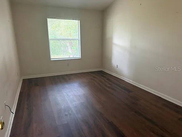 3 bed, 2.0 bath, 1341 sqft, $1,500 — Photo 4