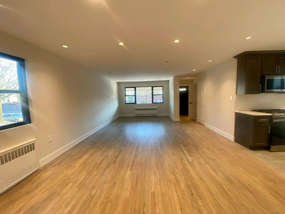 1st image of 1149 E 80th St Floor 1
