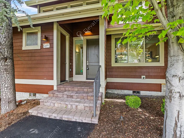 1277 Highland View Loop — Photo 33