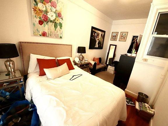 5th image of 413 E 87th St APT 2A