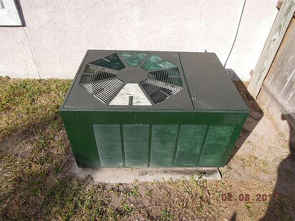 4th image of 3012 Mit St #1