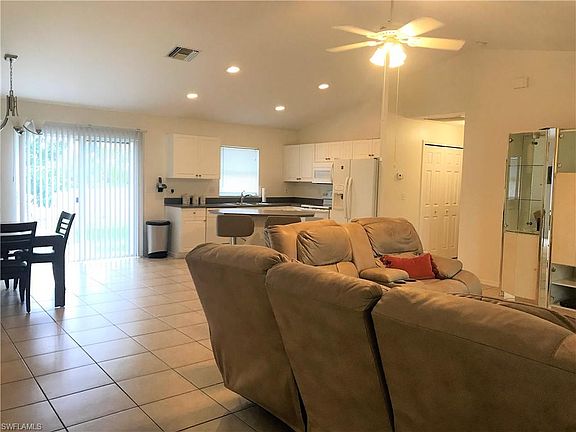 3rd image of 2504 SW 23rd Pl