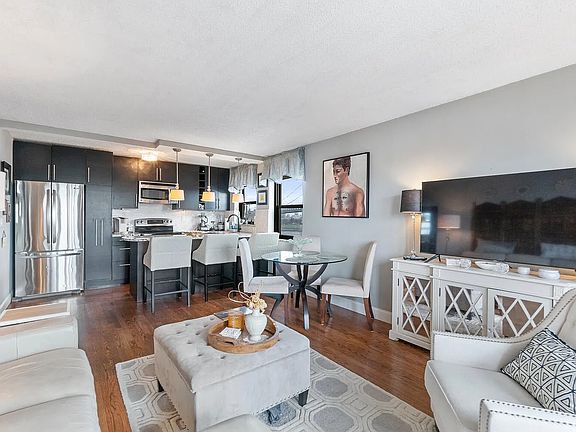 5th image of 25-40 Shore Blvd #6A