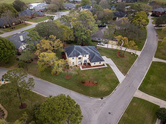 3rd image of 12731 Shinnecock Way