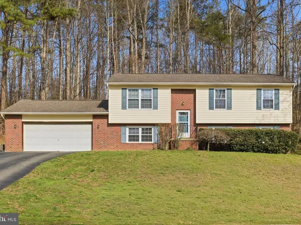 30290 Summitt Ct, Mechanicsville, MD 20659