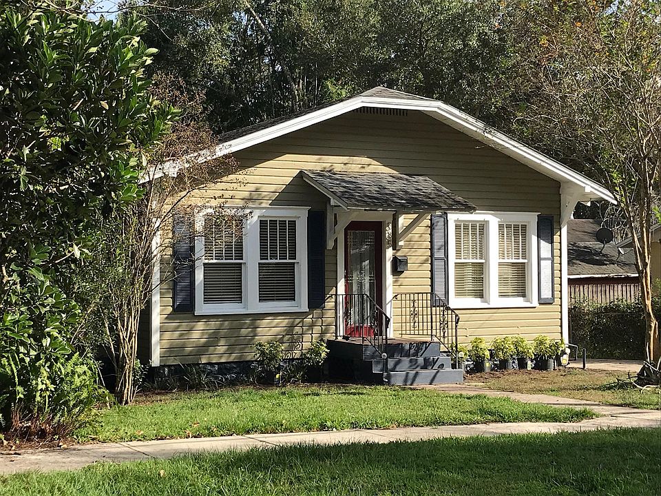 1st image of 535 Daniels Ave