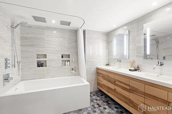 Rented by Halstead Real Estate | media 26