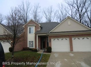 3563 Eagle Creek Dr, Shelby Township, MI 48317