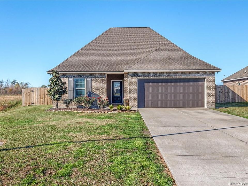 1st image of 2085 Orleans Dr
