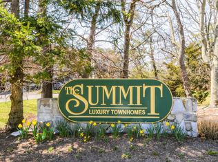 404 Alpine Trl, Neptune, NJ 07753