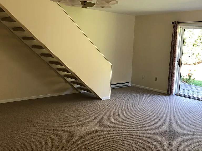 9 Overlook Dr — Photo 6