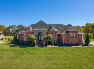 4011 Ironwood Dr, Greenbrier, TN 37073