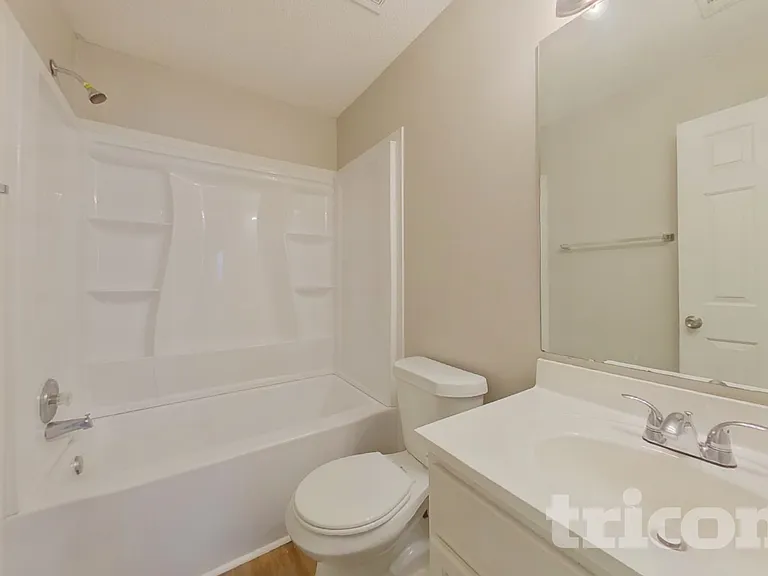 693 Grandview Cir — Photo 14