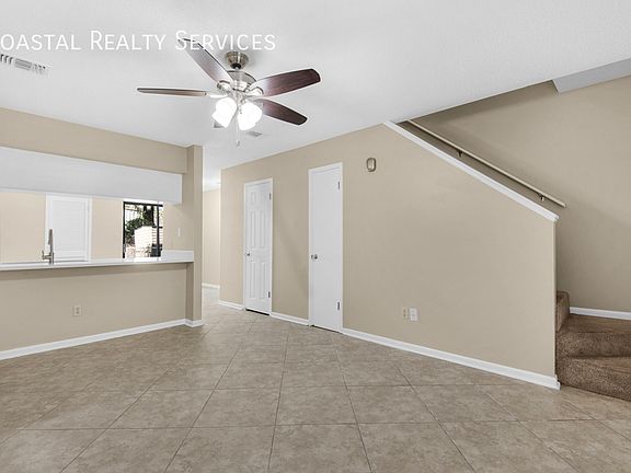 5th image of 696 Tyner St Unit 18