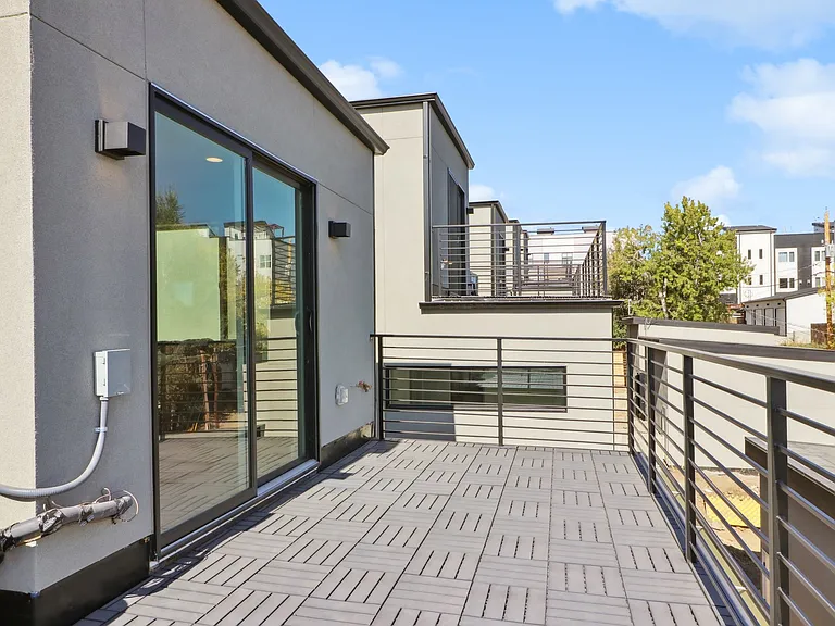1240 N Tennyson St — Photo 25