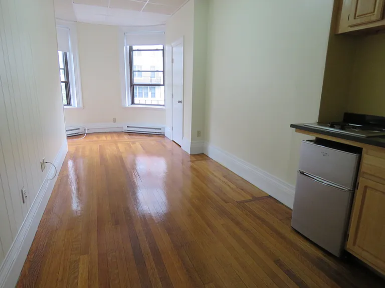 The Blackstone on Beacon — Photo 6