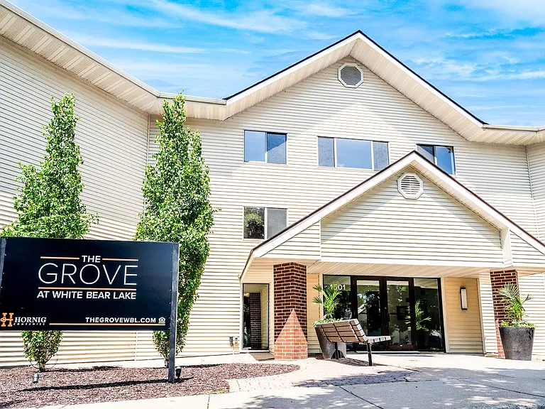 The Grove of White Bear Lake — Photo 20