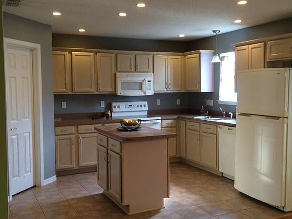 219 Limestone - Kitchen_05062025