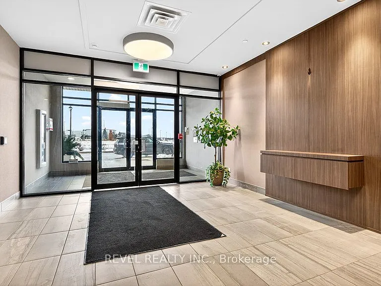 150 Oak Park Blvd #503 — Photo 4