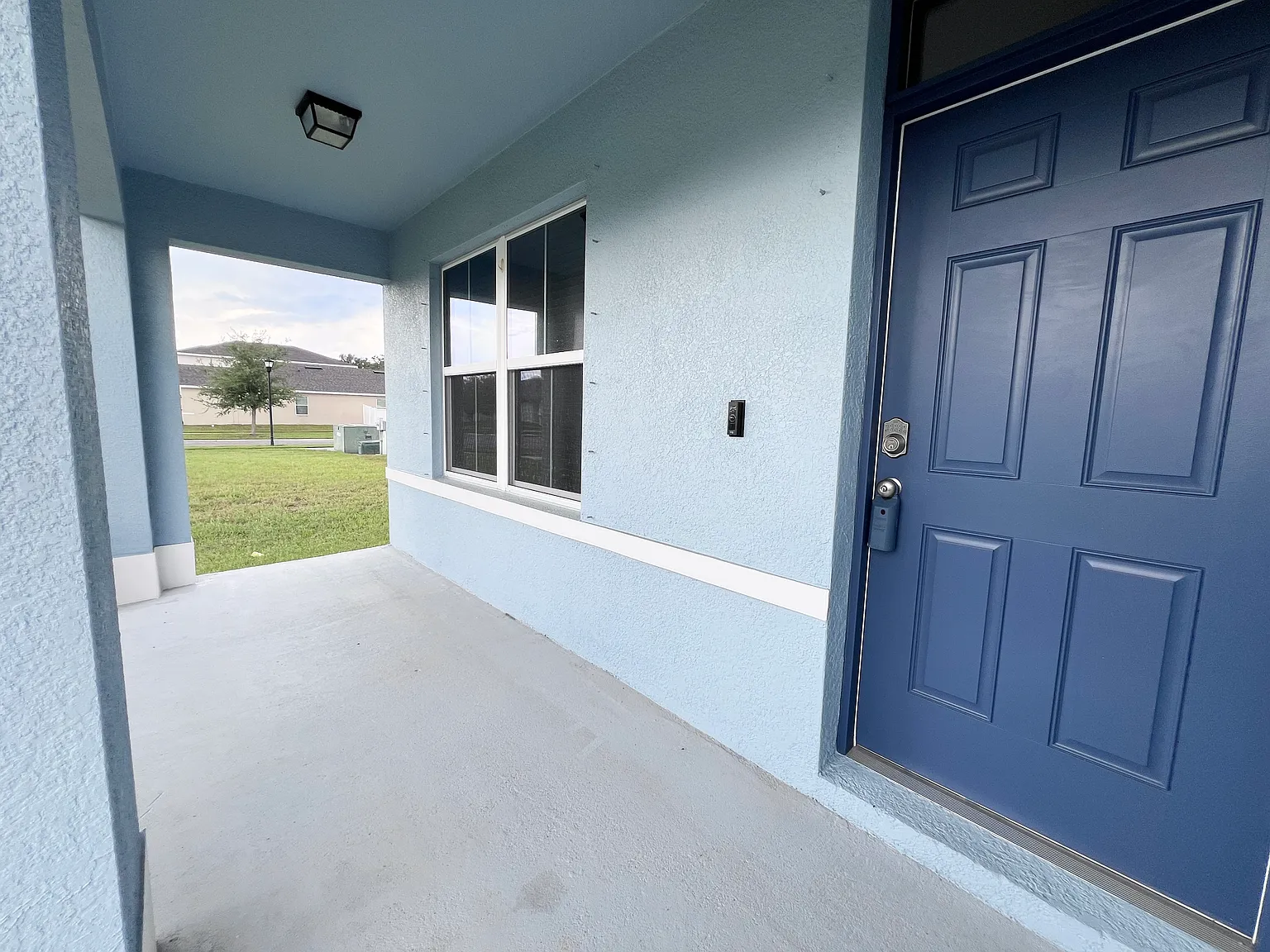 5 bed, 2674 sqft, $3,800 — Photo 2