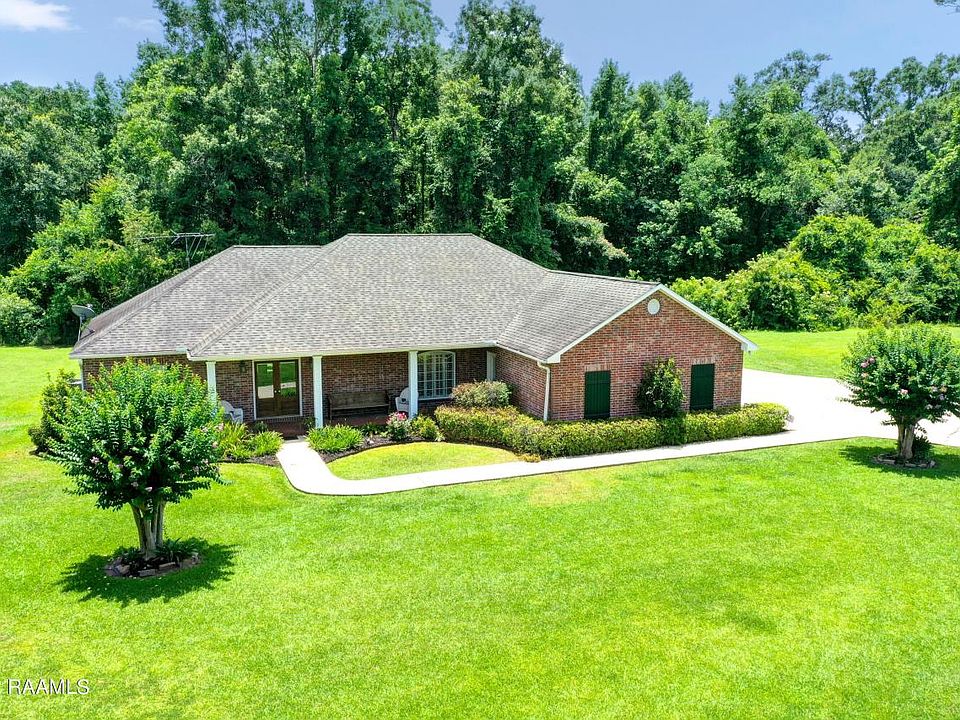 1st image of 319 Choctaw Dr