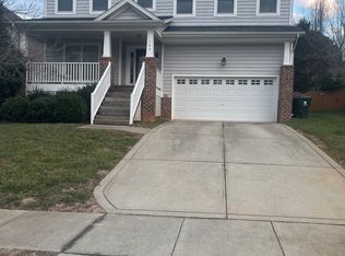 105 Chieftain Dr, Holly Springs, NC 27540