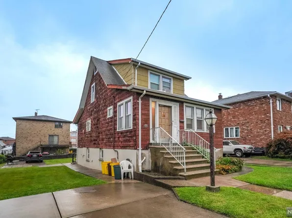 476 Park Ave, Fairview, NJ 07022