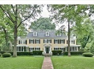 1210 W 58th St, Kansas City, MO 64113