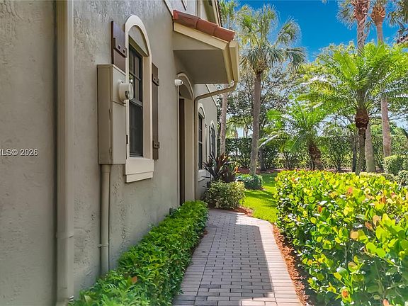 4th image of 7266 NW 108th Way