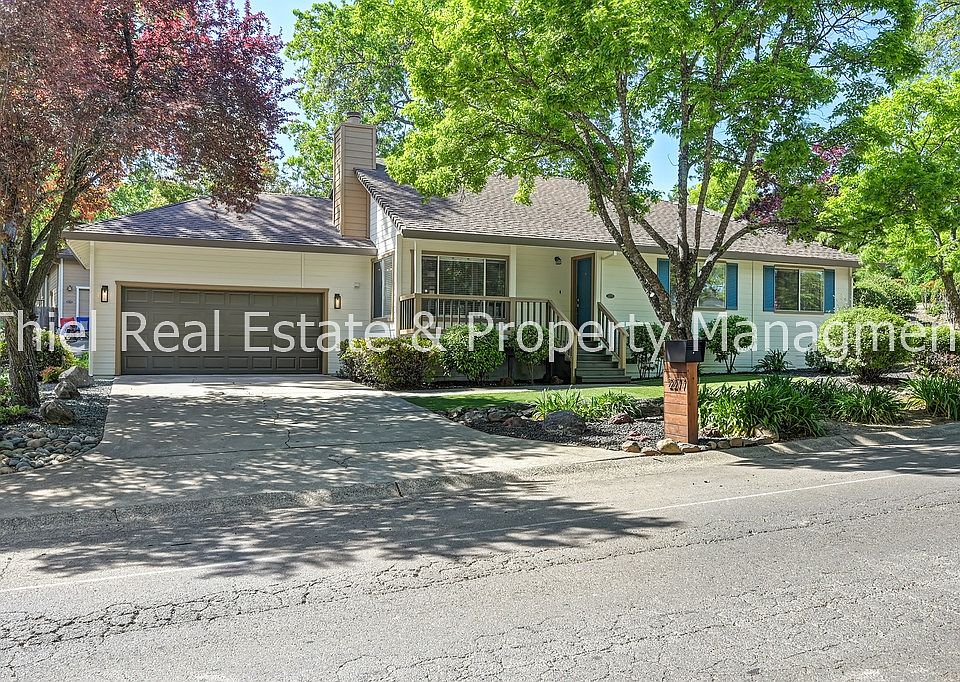 1st image of 2277 Knollwood Dr