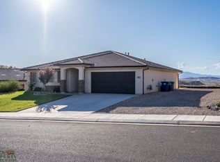 5962 S Desert Crest Dr, St George, UT 84790